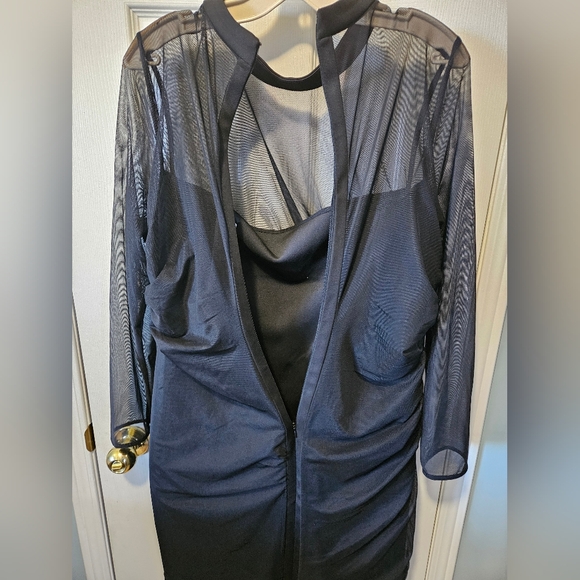 NWOT Sexy in Black - Picture 4 of 6